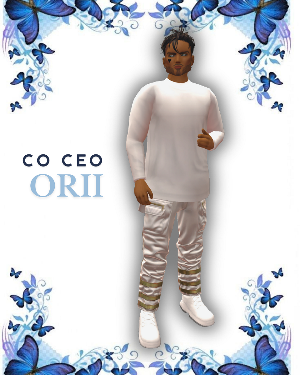 Co CEO & Photographer & Model